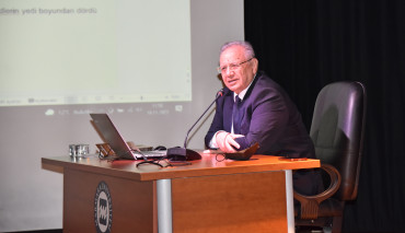 Prof. Dr. Hasan Azizoğlu Hasanov Öğrencilerle Söyleşi ve Kitap Tanıtımı Gerçekleştirdi