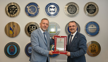 Marmara Üniversitesi Kızılay Kurumsal Kan Bağışçısı Ödülünü Kazandı