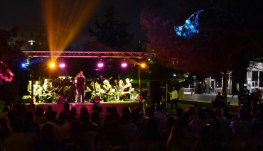 Marmara Üniversitesi Müzik Topluluğu Çimen Sahnede Konser Verdi