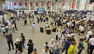 Marmara Üniversitesi Tanıtım Günlerinde Aday Öğrencileri Ağırladı